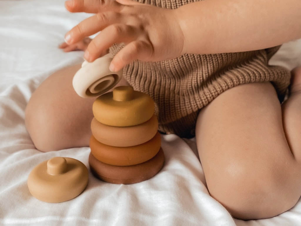 Kiin Baby Silicone Stacking Tower
